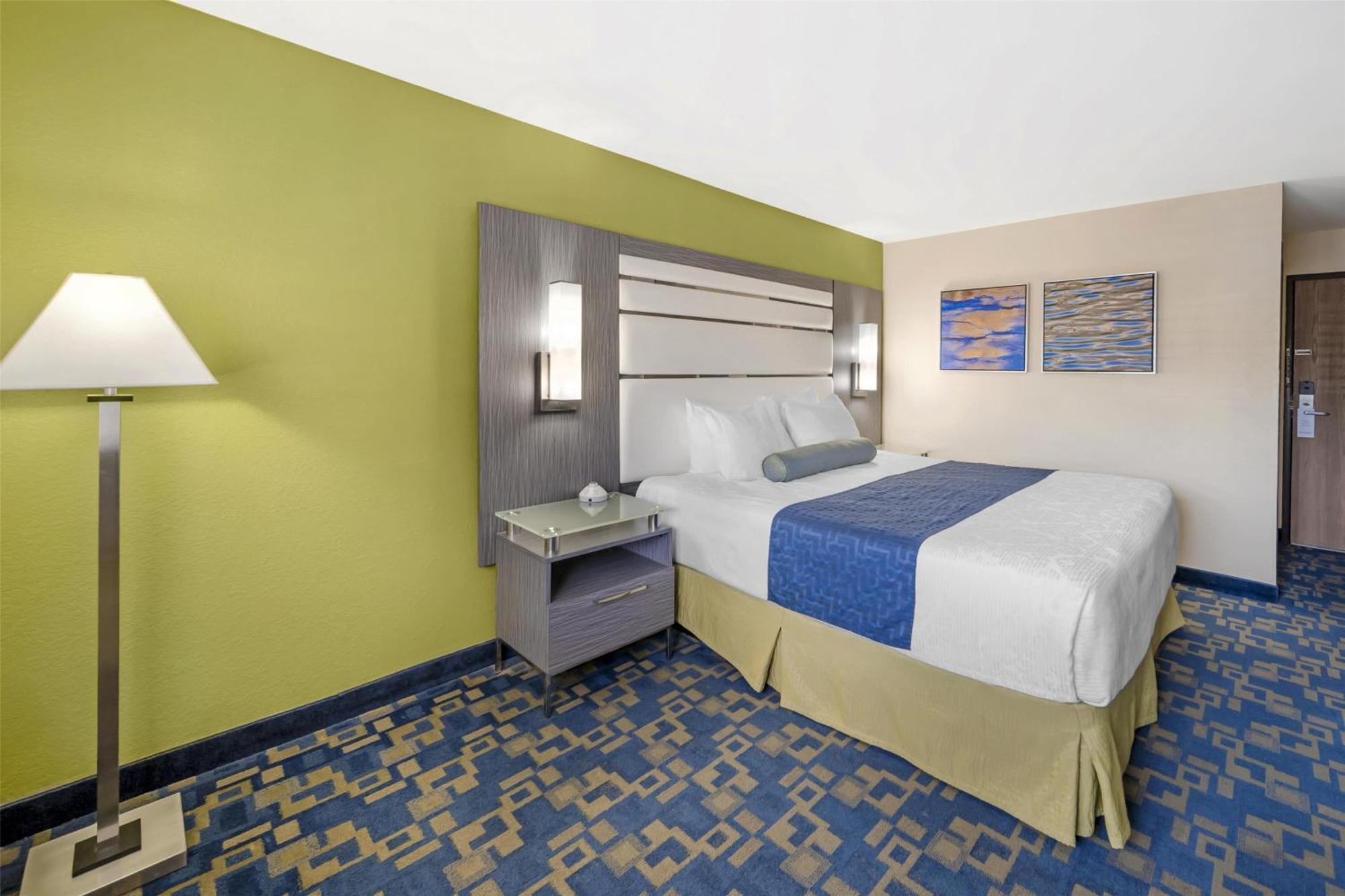 Best Western Antelope Inn & Suites Red Bluff Esterno foto