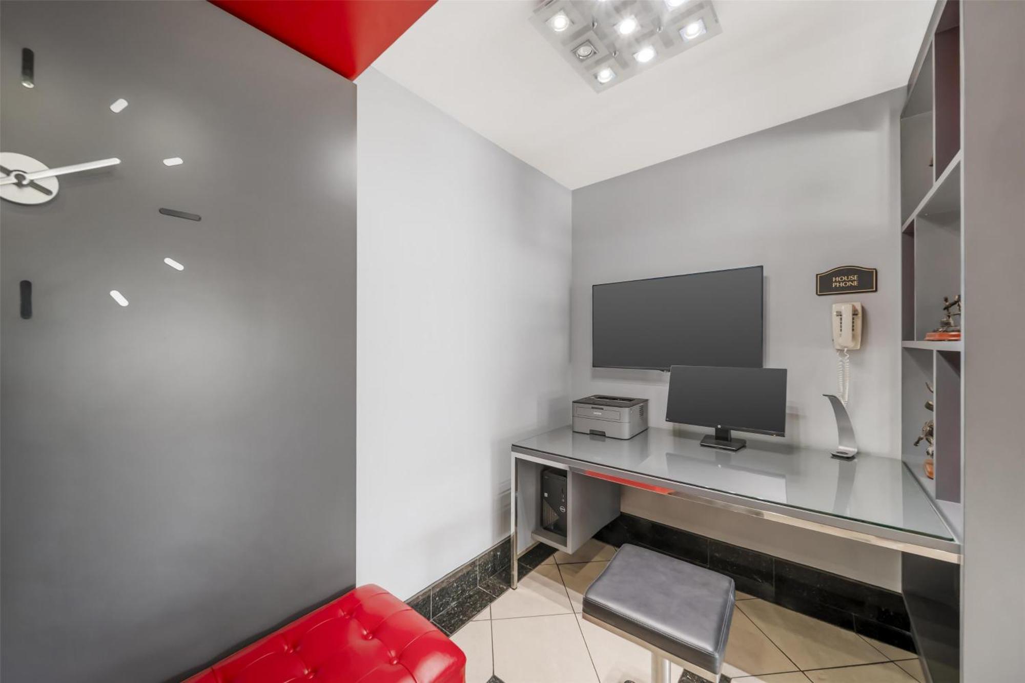 Best Western Antelope Inn & Suites Red Bluff Esterno foto
