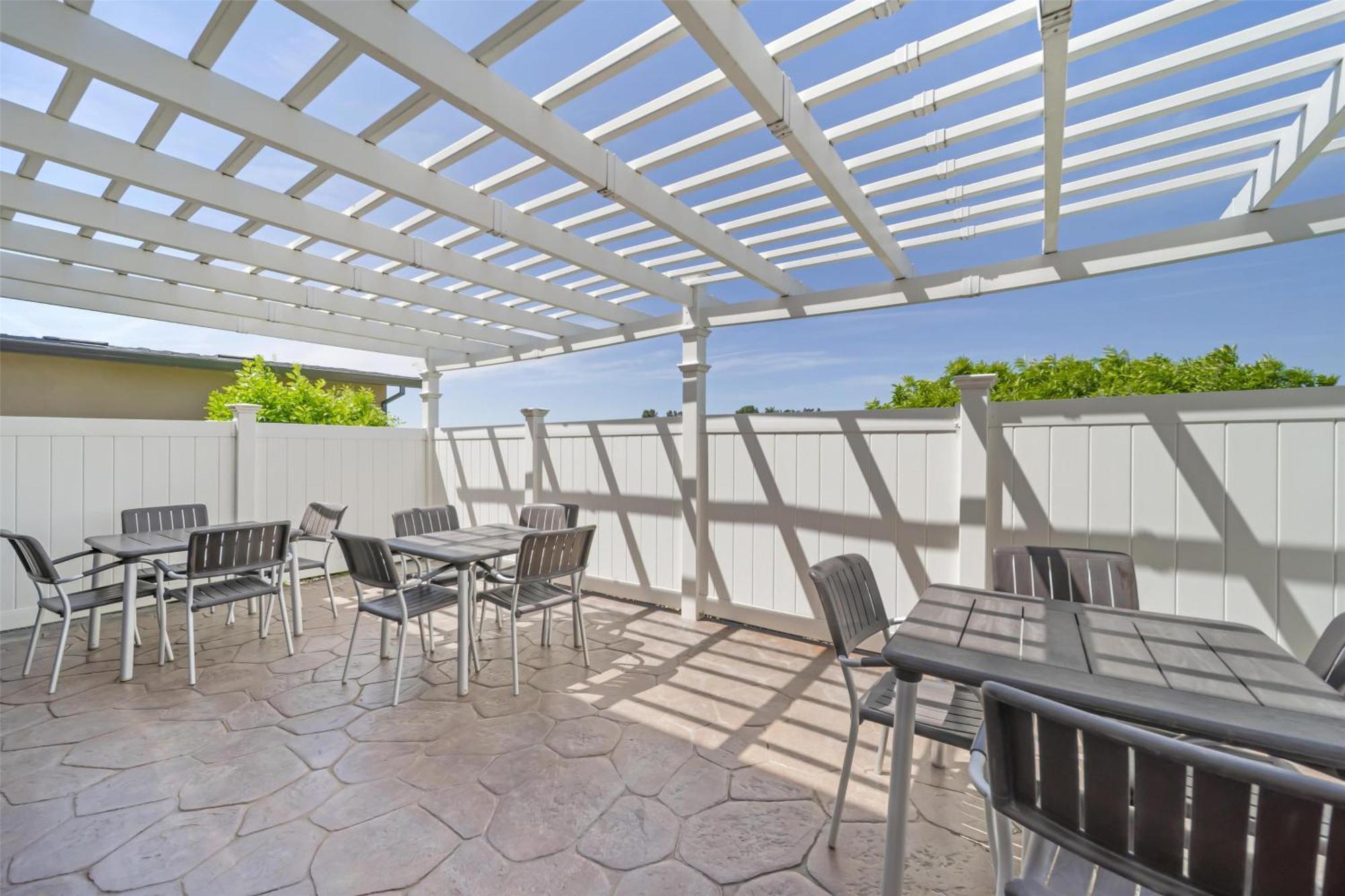 Best Western Antelope Inn & Suites Red Bluff Esterno foto