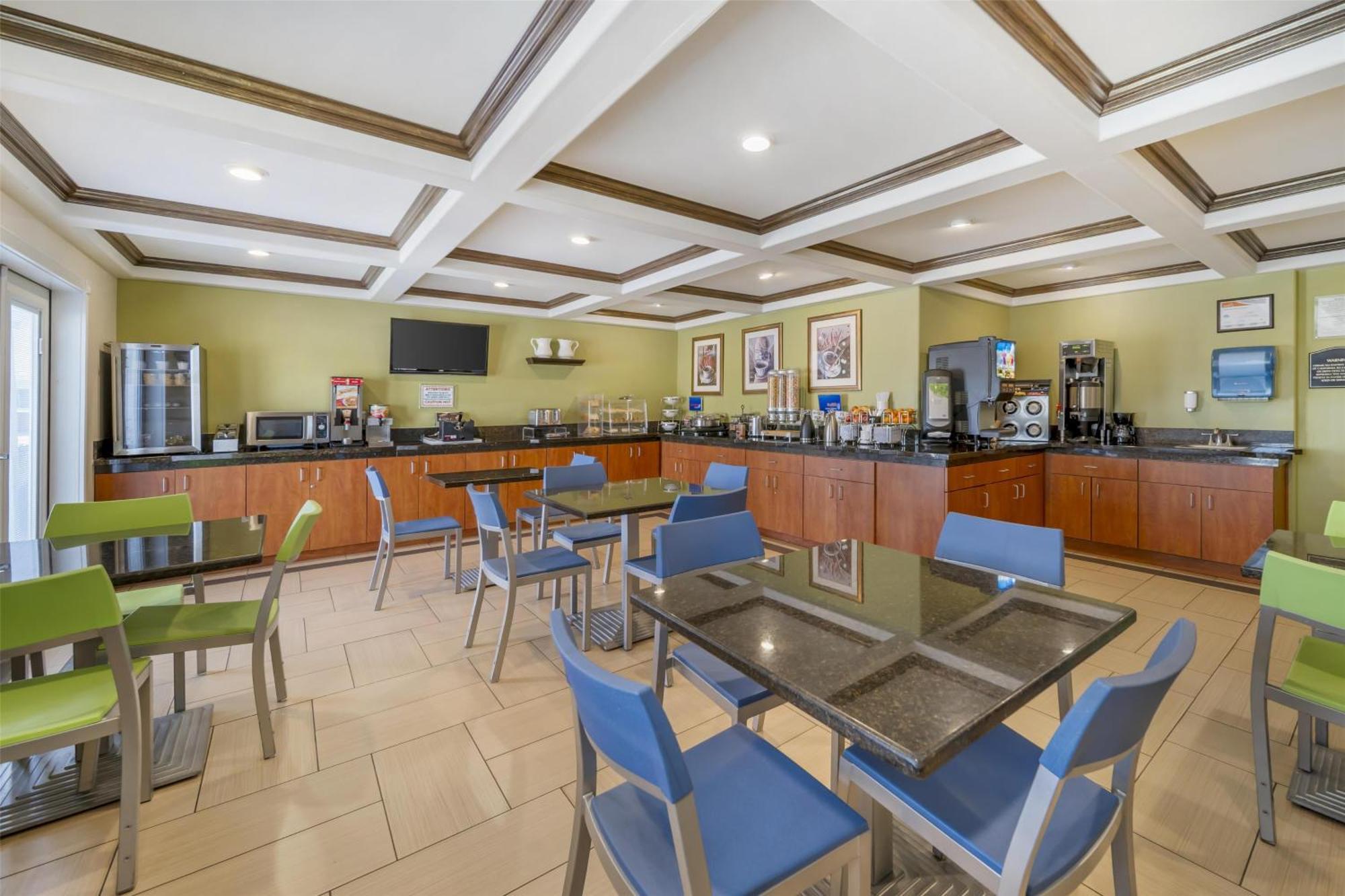 Best Western Antelope Inn & Suites Red Bluff Esterno foto